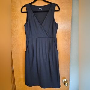 Eddie Bauer Black Sleeveles Dress MT